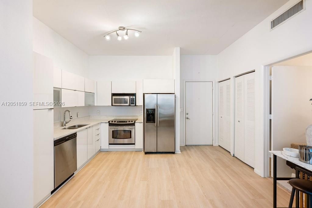 En Venta: $289,000 (1 camas, 1 baños, 625 Pies cuadrados)