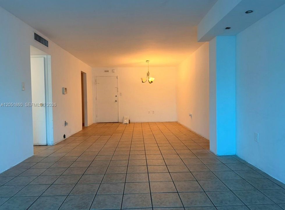 En Renta: $2,050 (2 camas, 2 baños, 1023 Pies cuadrados)