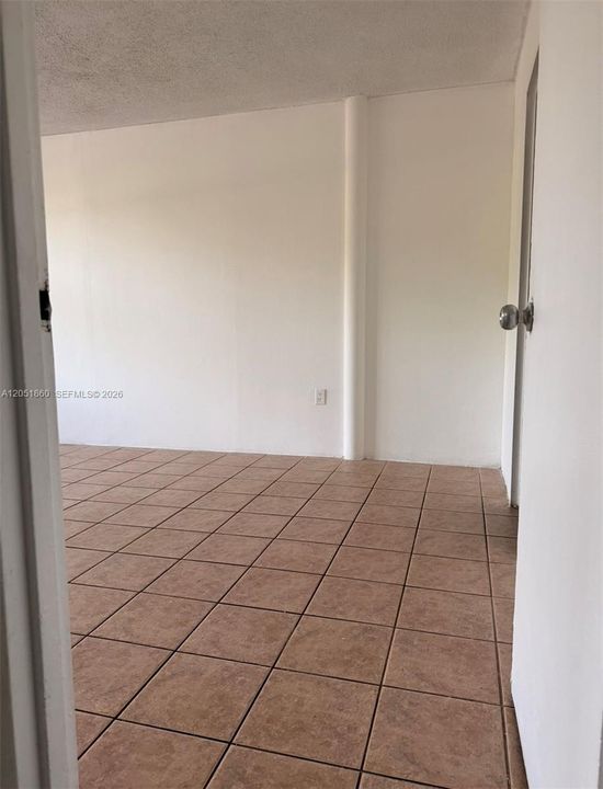 En Renta: $2,050 (2 camas, 2 baños, 1023 Pies cuadrados)