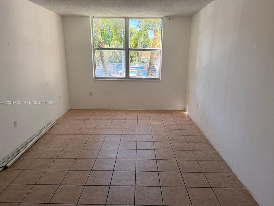 En Renta: $2,050 (2 camas, 2 baños, 1023 Pies cuadrados)