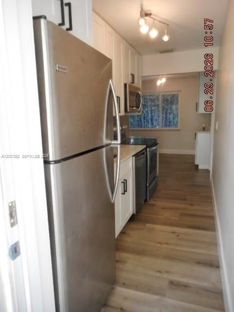 For Sale: $650,000 (0 beds, 0 baths, 1905 Square Feet)