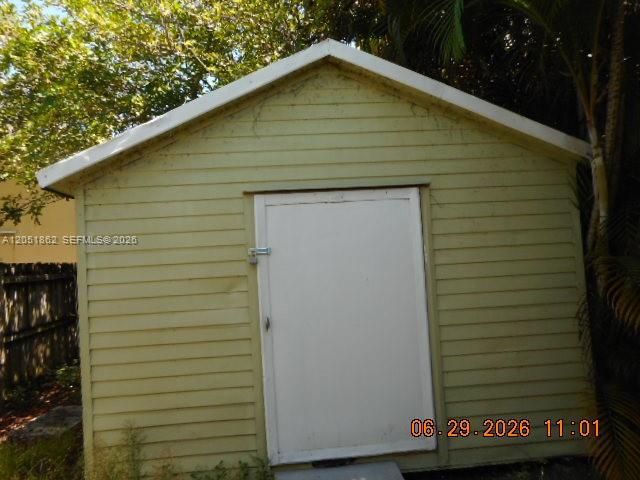 For Sale: $650,000 (0 beds, 0 baths, 1905 Square Feet)