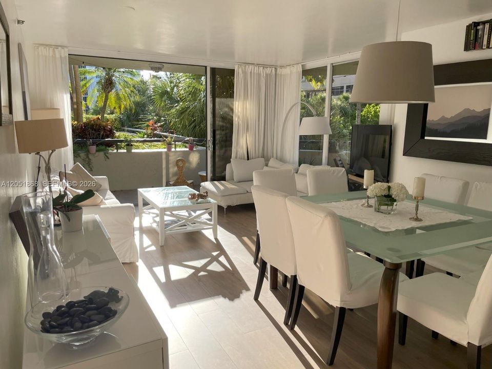 For Sale: $1,150,000 (3 beds, 2 baths, 1435 Square Feet)