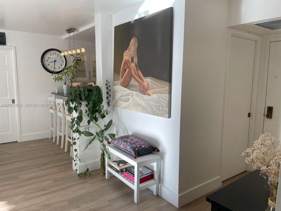 For Sale: $1,150,000 (3 beds, 2 baths, 1435 Square Feet)