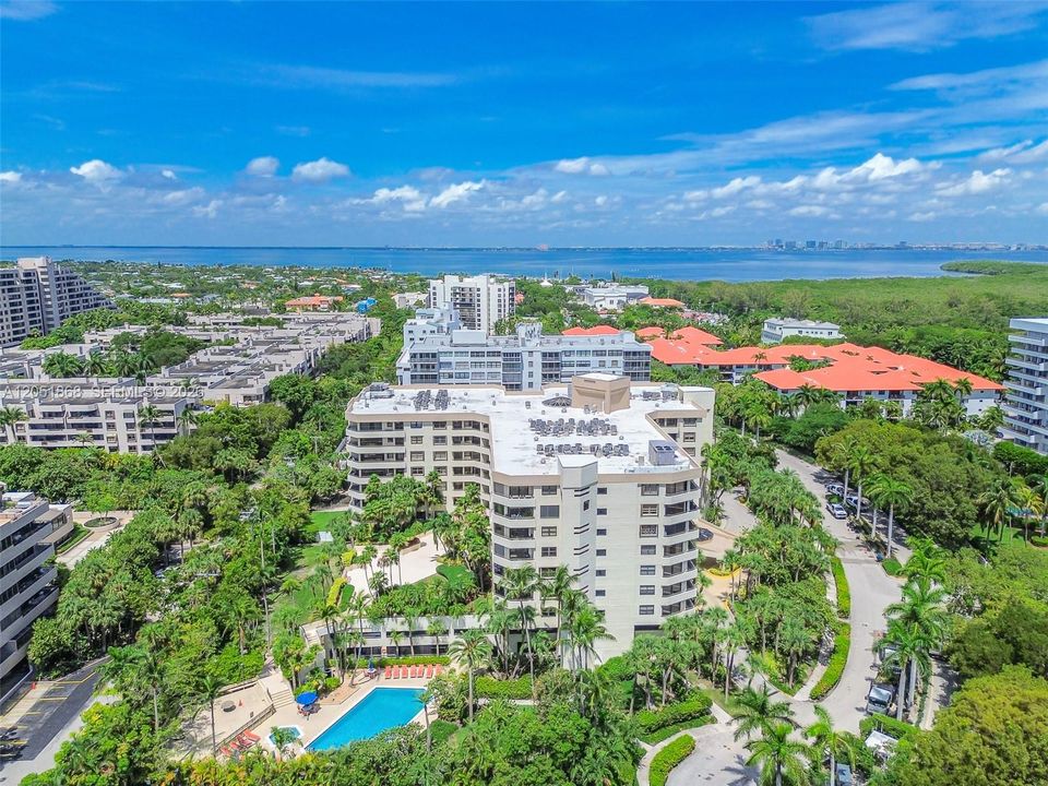 For Sale: $1,150,000 (3 beds, 2 baths, 1435 Square Feet)