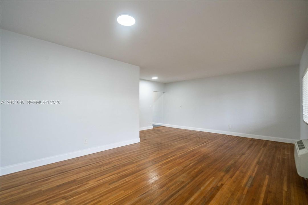 En Renta: $1,900 (1 camas, 1 baños, 775 Pies cuadrados)