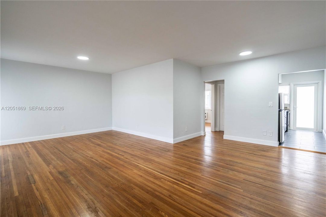 En Renta: $1,900 (1 camas, 1 baños, 775 Pies cuadrados)