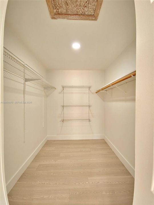 В аренду: $2,850 (3 спален, 2 ванн, 1059 Квадратных фут)