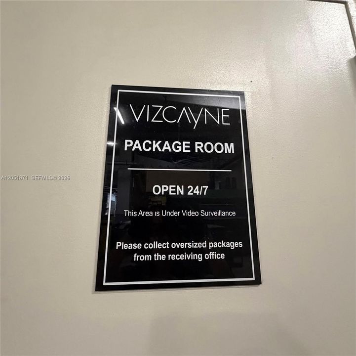 Package Room 24/7