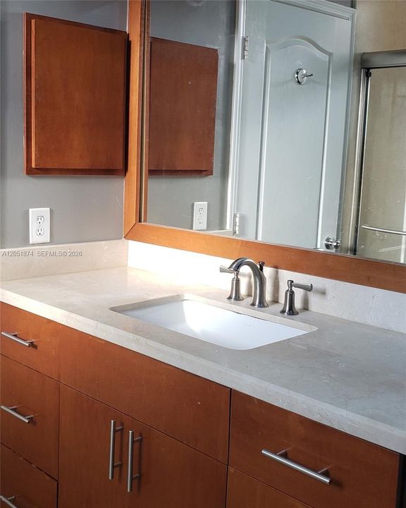 В аренду: $3,200 (3 спален, 2 ванн, 1536 Квадратных фут)