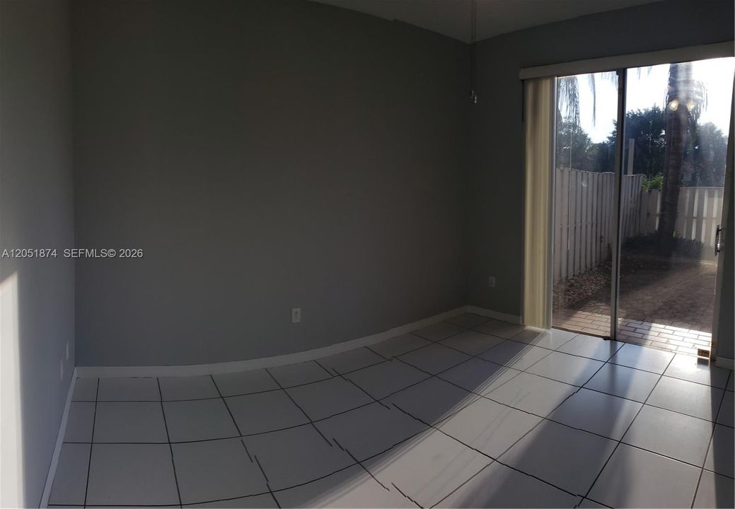 В аренду: $3,200 (3 спален, 2 ванн, 1536 Квадратных фут)
