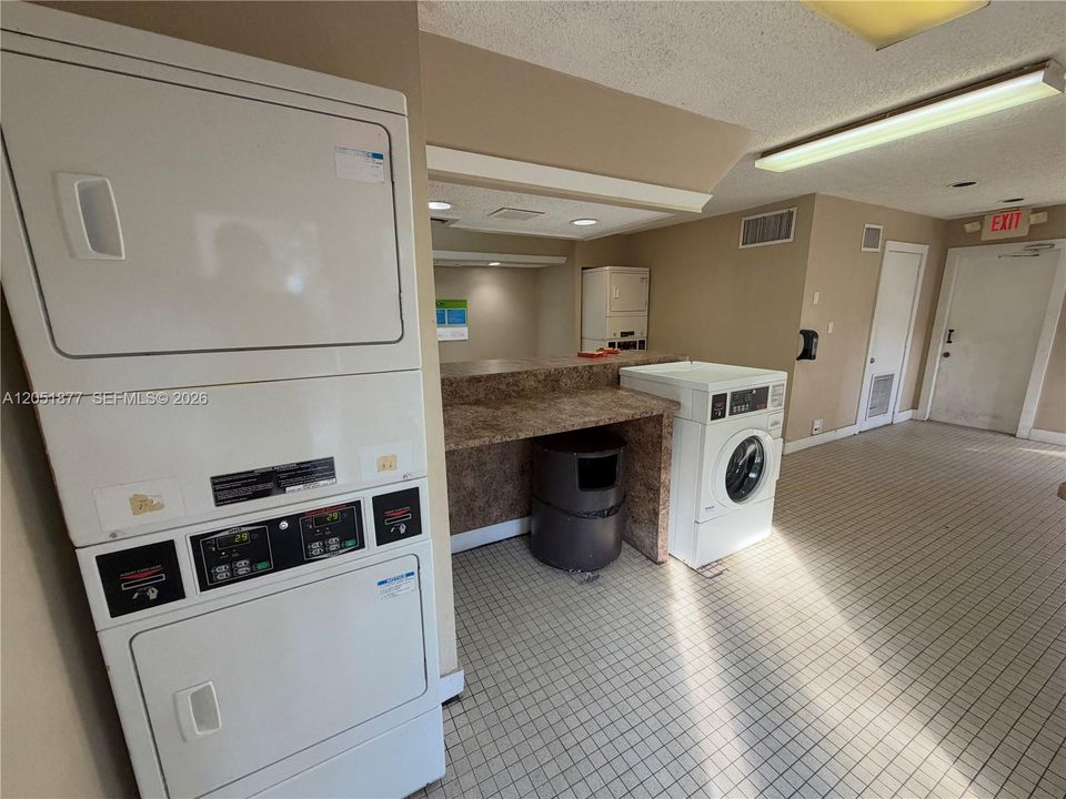 出租: $1,500 (1 贝兹, 1 浴室, 600 平方英尺)