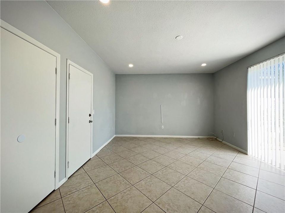 DiningRoom_c