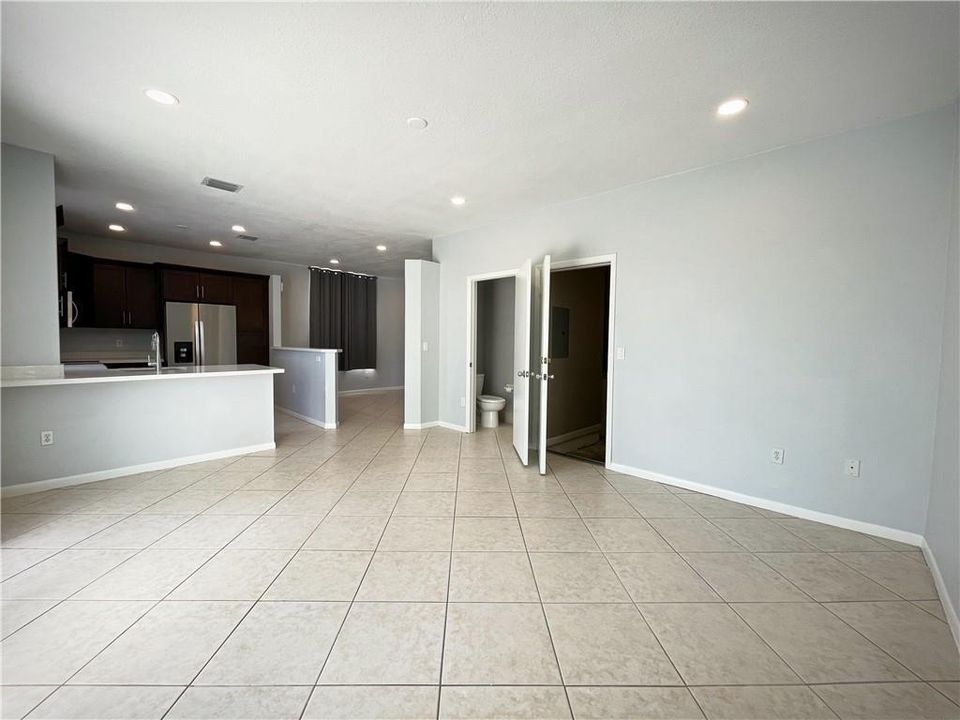 DiningRoom_d