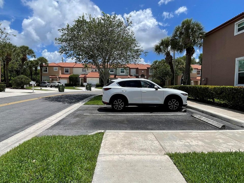 GuestParkings