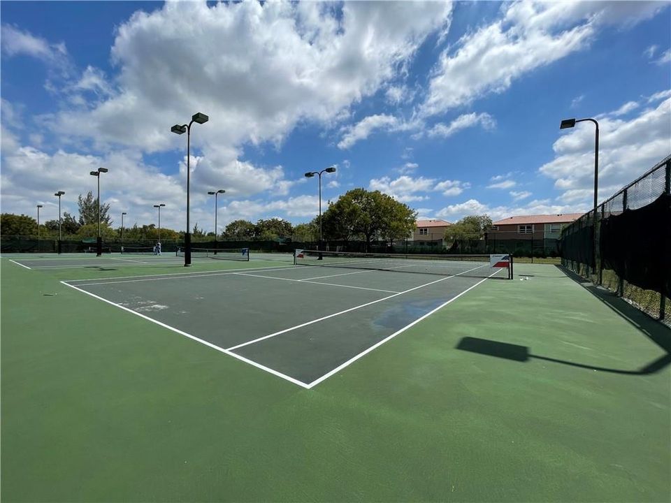 Tennis