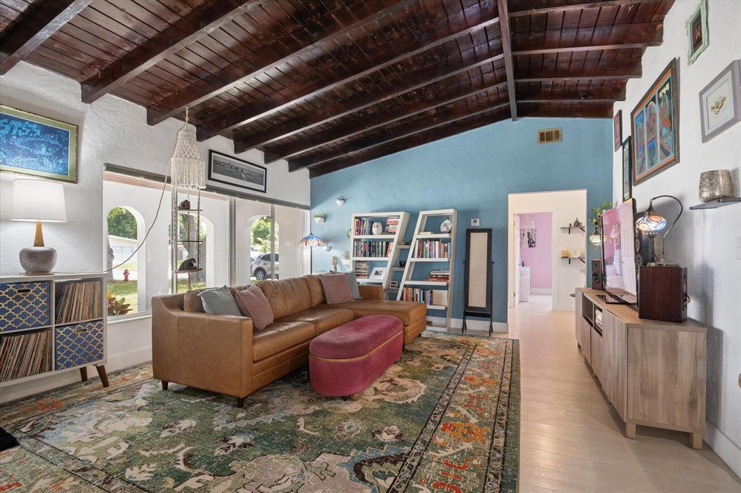 05-Crimaldi- 511 Carolina Ave-5
