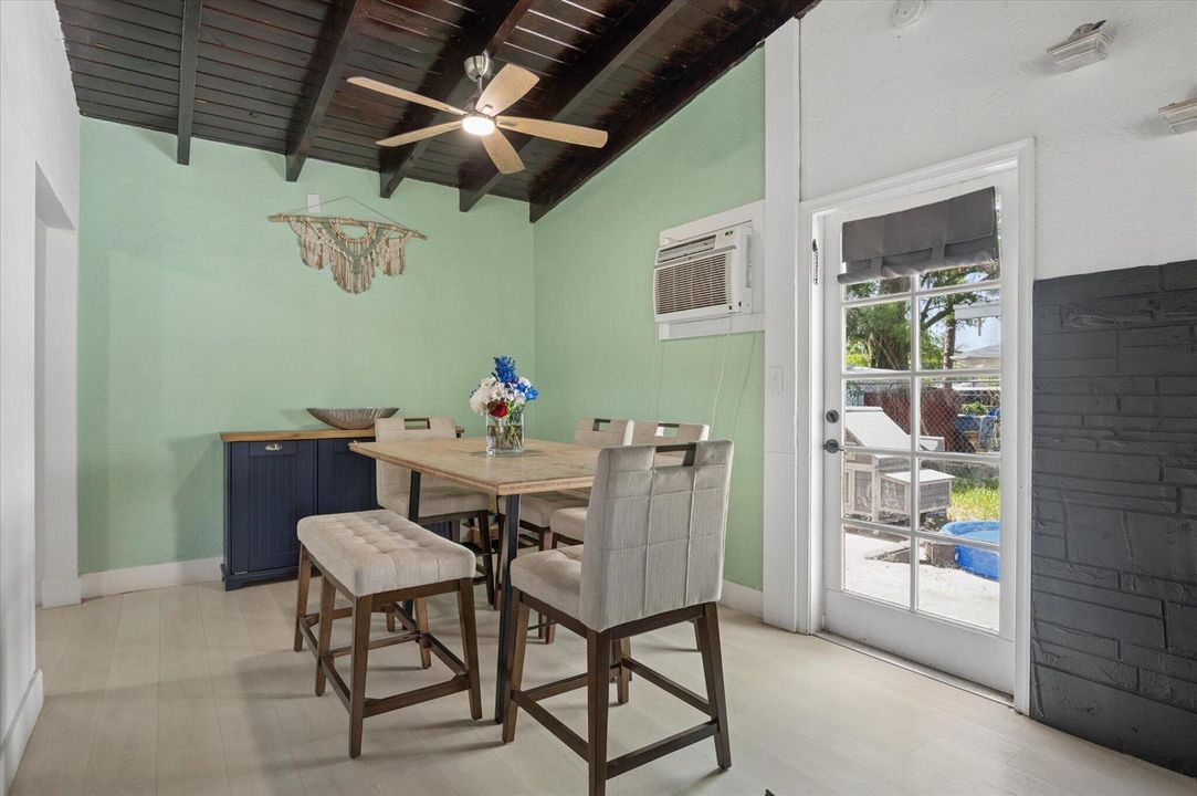07-Crimaldi- 511 Carolina Ave-7