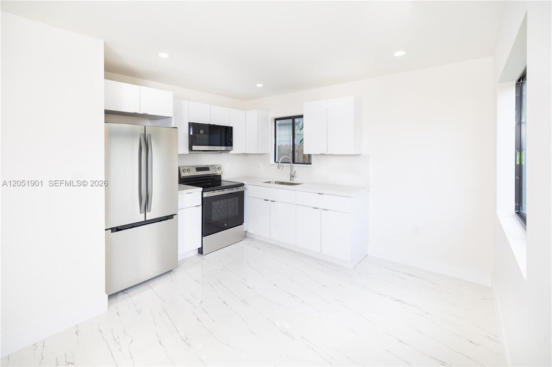 For Sale: $840,000 (0 beds, 0 baths, 2400 Square Feet)