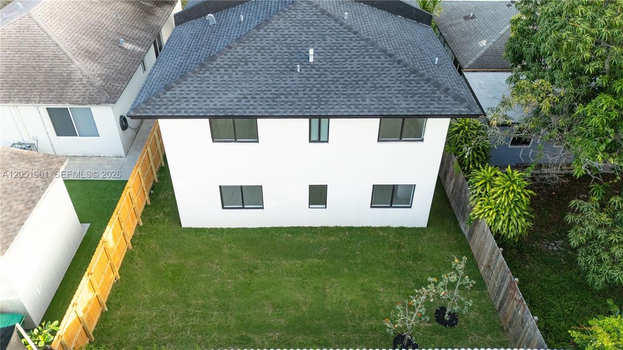 For Sale: $840,000 (0 beds, 0 baths, 2400 Square Feet)