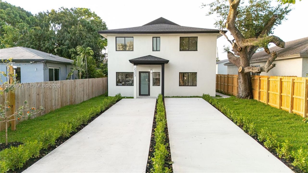 For Sale: $840,000 (0 beds, 0 baths, 2400 Square Feet)