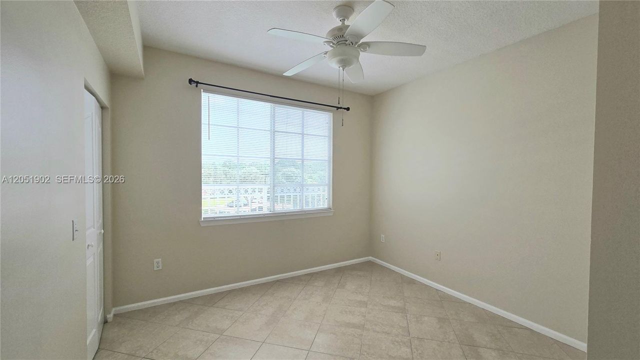 En Venta: $299,900 (1 camas, 1 baños, 714 Pies cuadrados)