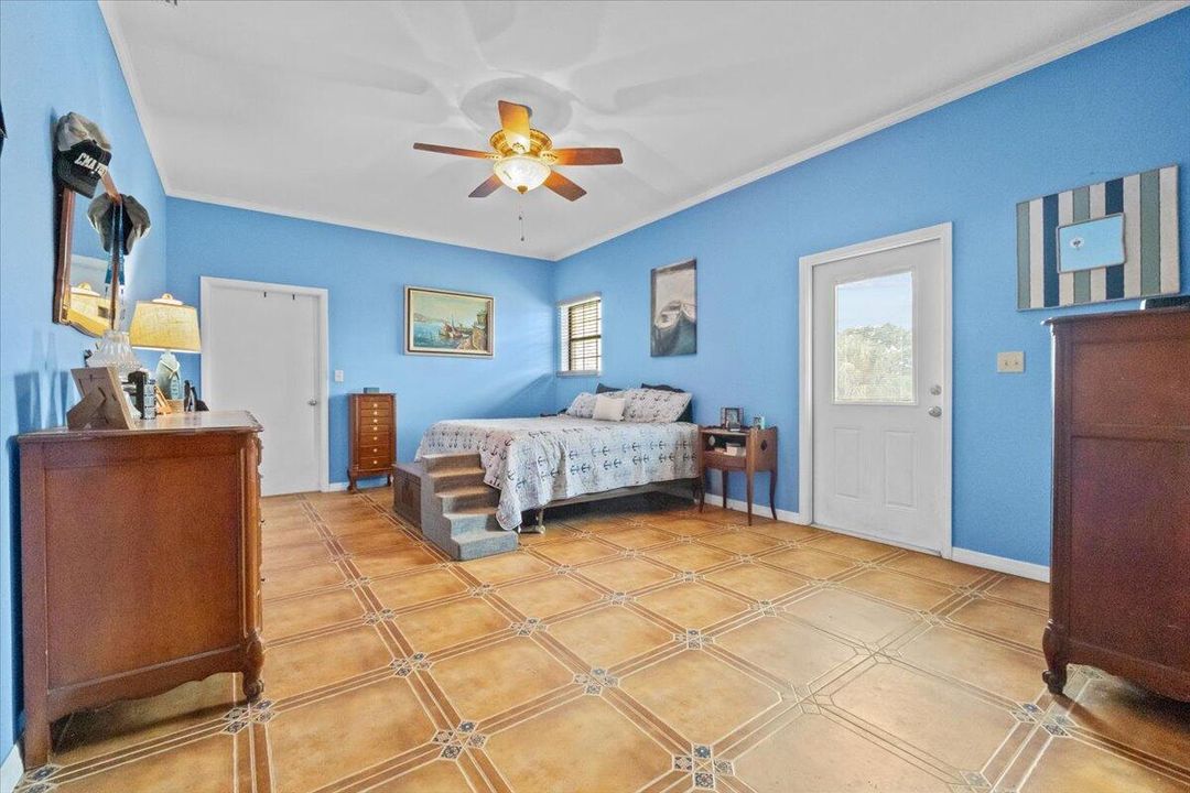 7059