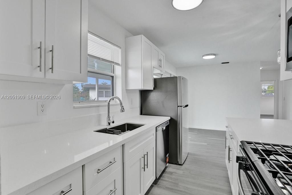 For Sale: $649,000 (4 beds, 2 baths, 1147 Square Feet)