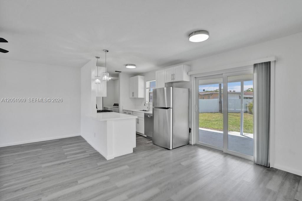 For Sale: $649,000 (4 beds, 2 baths, 1147 Square Feet)