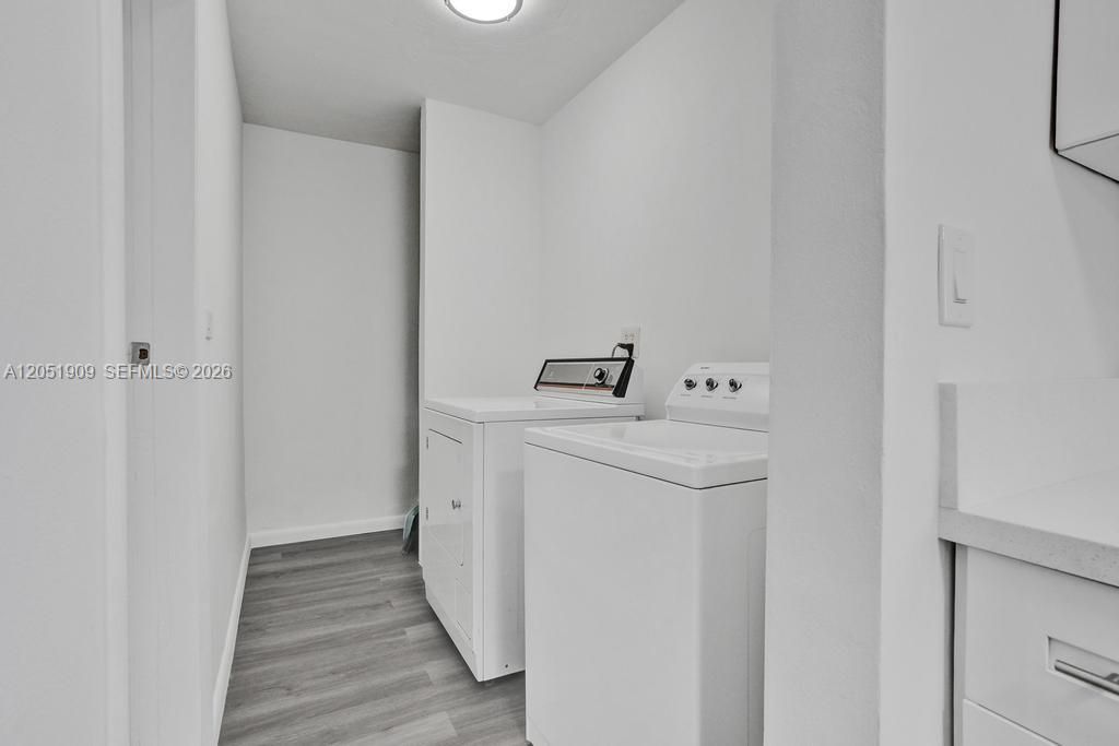 For Sale: $649,000 (4 beds, 2 baths, 1147 Square Feet)