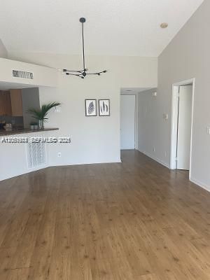 For Rent: $2,300 (3 beds, 2 baths, 1166 Square Feet)
