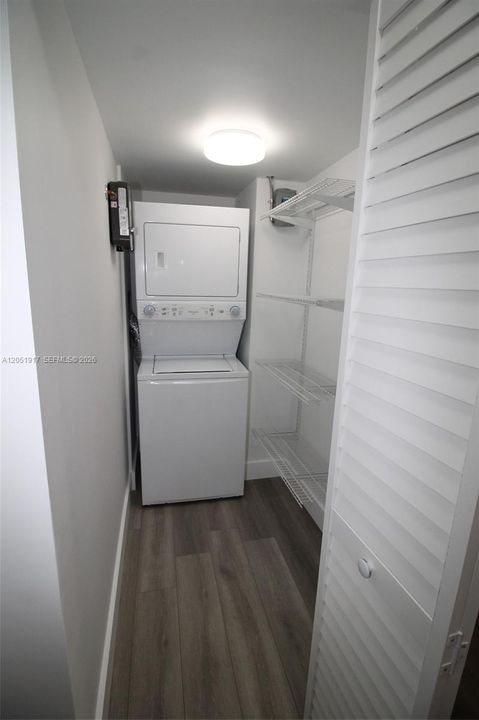 For Sale: $450,000 (3 beds, 2 baths, 2145 Square Feet)