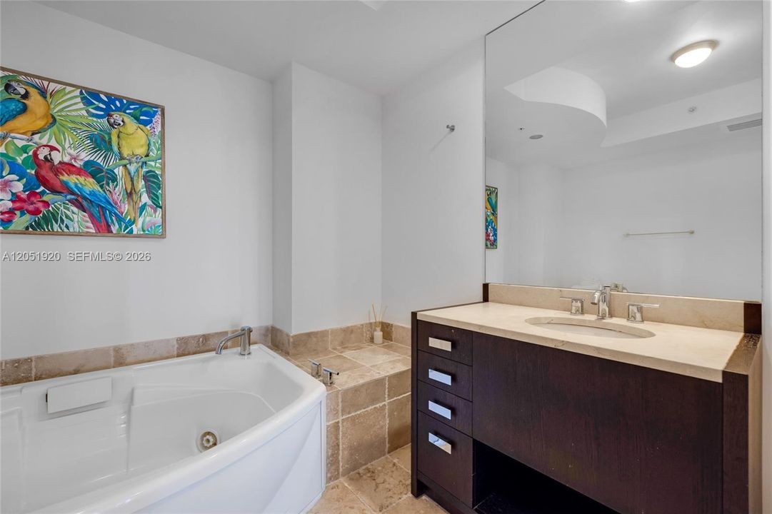 For Rent: $6,500 (2 beds, 2 baths, 1499 Square Feet)