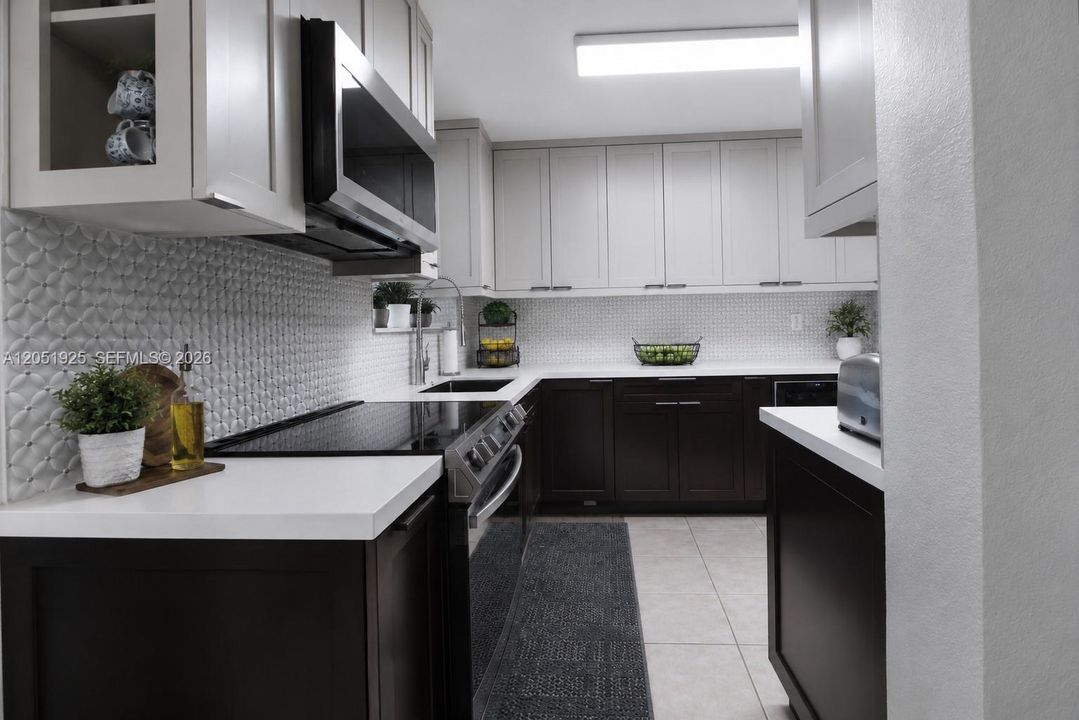 For Sale: $719,000 (3 beds, 2 baths, 1800 Square Feet)