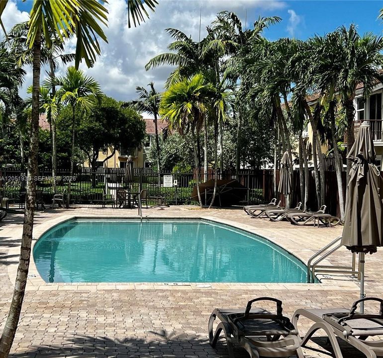For Rent: $3,300 (3 beds, 3 baths, 1740 Square Feet)