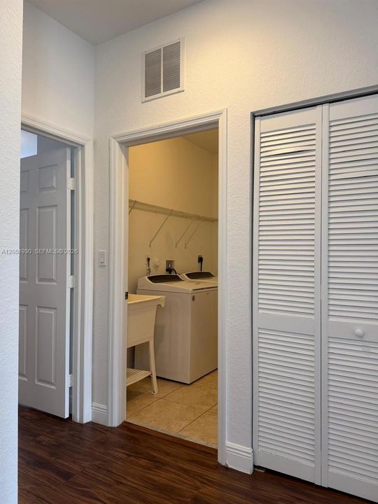 For Rent: $3,300 (3 beds, 3 baths, 1740 Square Feet)