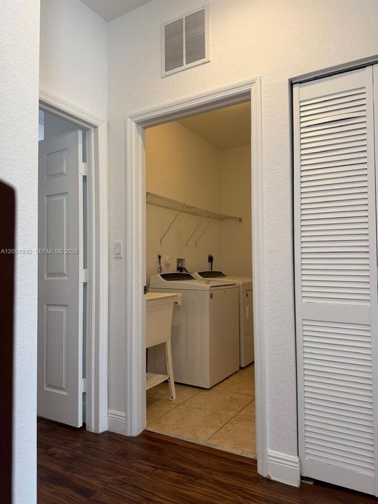 For Rent: $3,300 (3 beds, 3 baths, 1740 Square Feet)