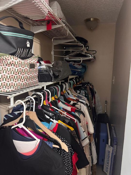En Renta: $2,300 (3 camas, 2 baños, 1096 Pies cuadrados)