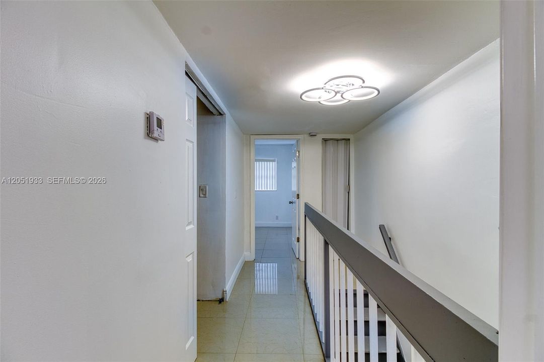 For Rent: $2,800 (2 beds, 2 baths, 1060 Square Feet)
