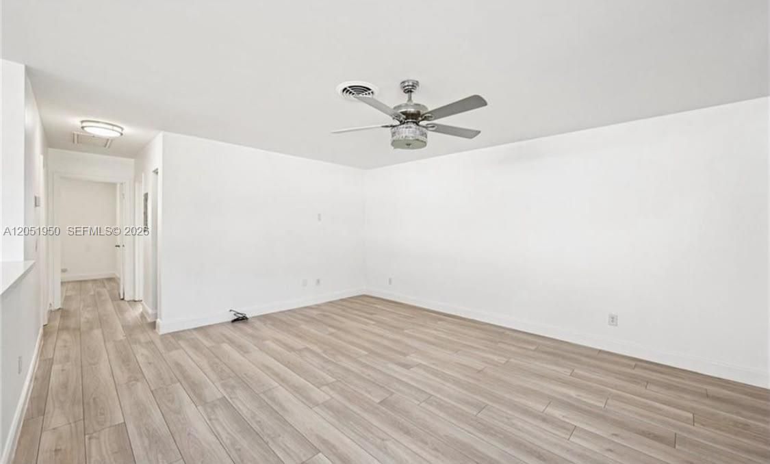 В аренду: $1,450 (2 спален, 2 ванн, 1058 Квадратных фут)
