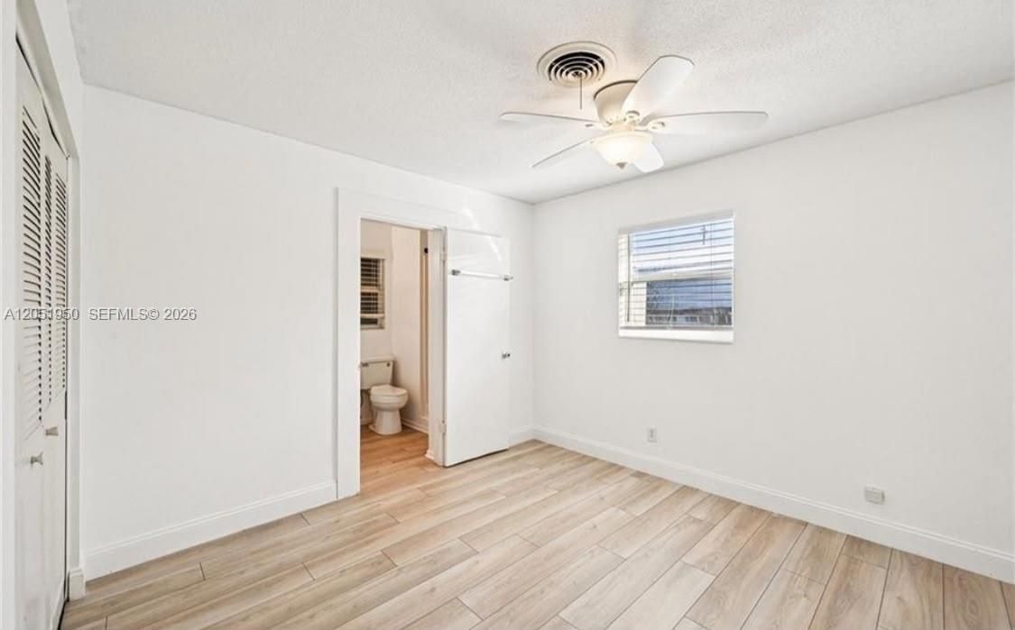 В аренду: $1,450 (2 спален, 2 ванн, 1058 Квадратных фут)