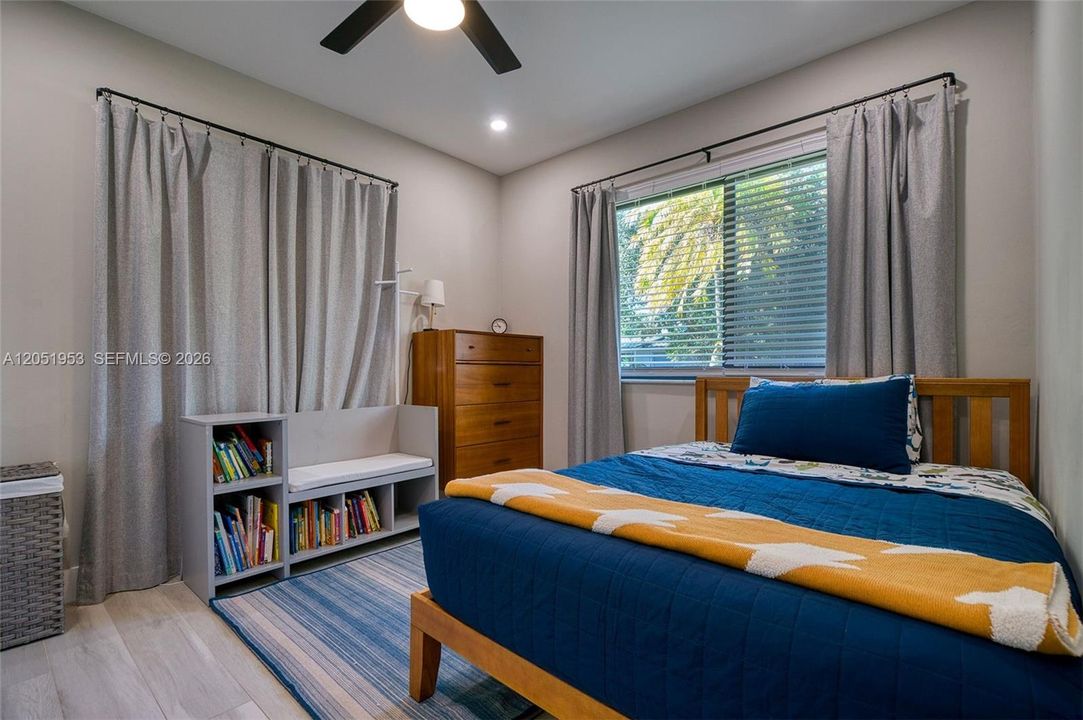 For Sale: $1,990,000 (4 beds, 3 baths, 2539 Square Feet)