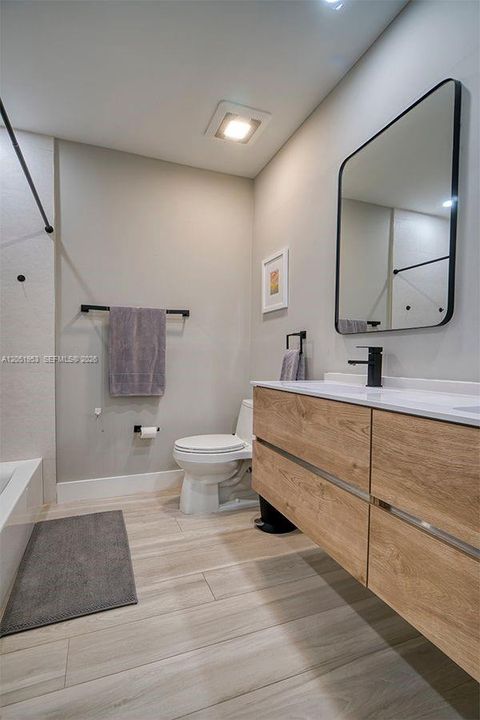 For Sale: $1,990,000 (4 beds, 3 baths, 2539 Square Feet)