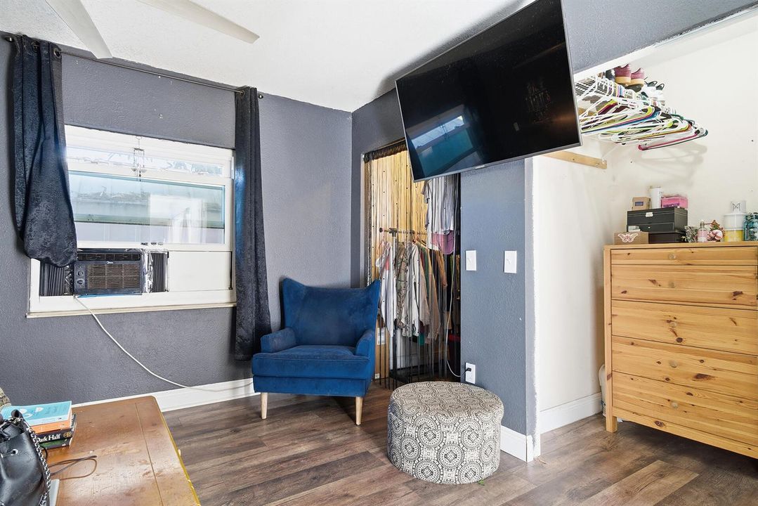333-MID-PINES-ROAD-33461-022