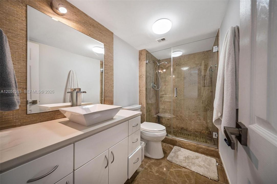 В аренду: $4,200 (2 спален, 2 ванн, 1320 Квадратных фут)