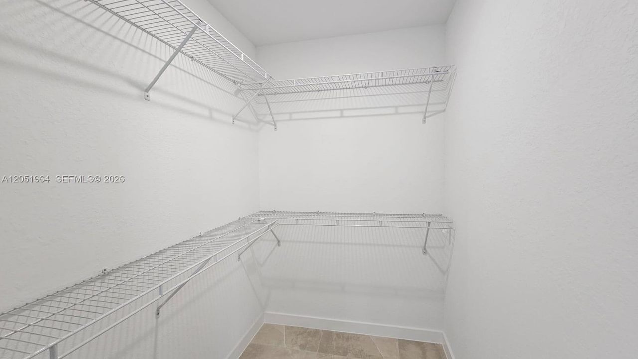 For Rent: $3,099 (4 beds, 3 baths, 1600 Square Feet)