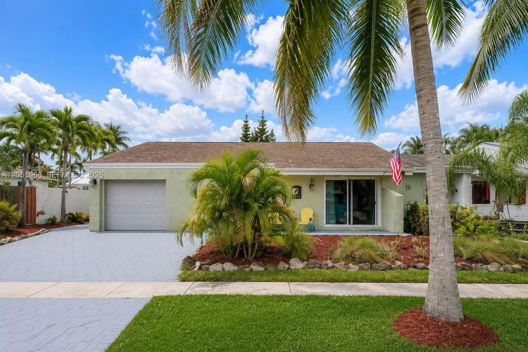 For Sale: $730,000 (4 beds, 3 baths, 2256 Square Feet)