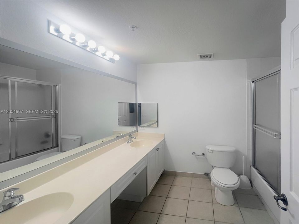 For Sale: $339,000 (3 beds, 2 baths, 1278 Square Feet)