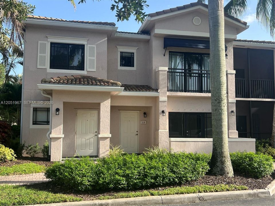 For Sale: $339,000 (3 beds, 2 baths, 1278 Square Feet)