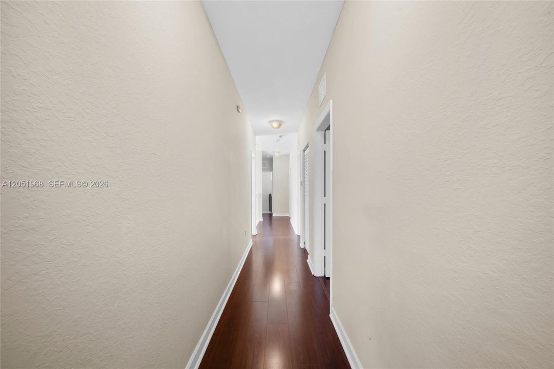 For Rent: $3,600 (5 beds, 2 baths, 2693 Square Feet)